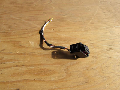 Audi TT Mk1 8N Connector Plug w/ Pigtail 8368590